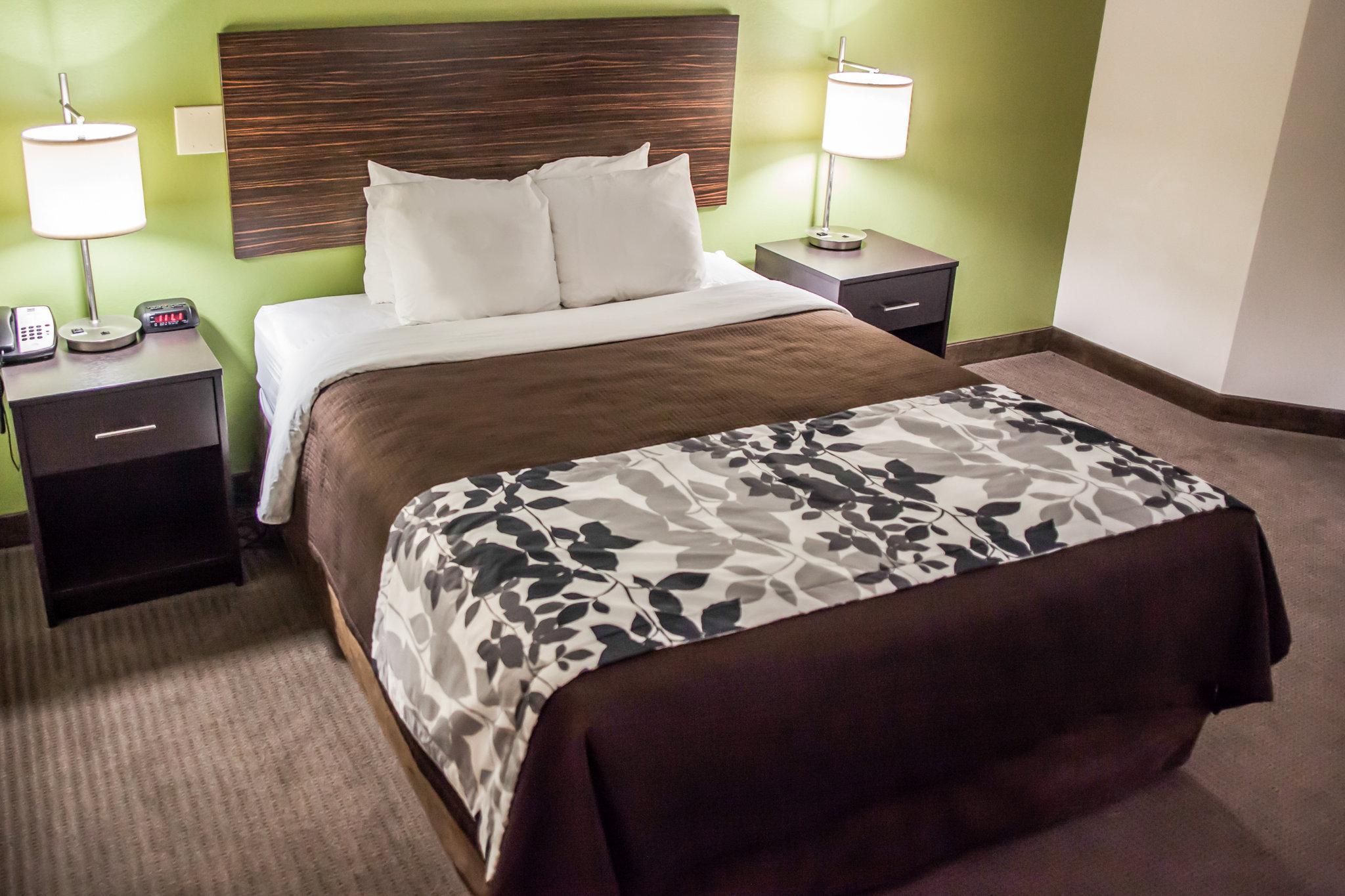 Garner Hotel Topeka West By Ihg Экстерьер фото